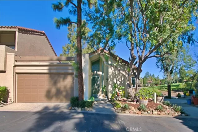 MLS: OC23076842 Condo For Sale