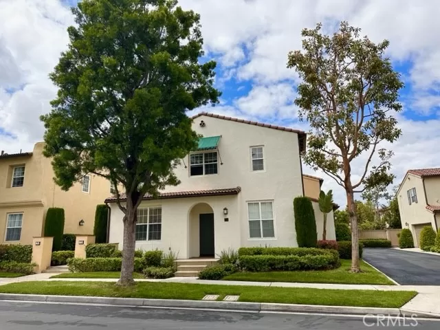 MLS: OC23077459 Condo For Sale