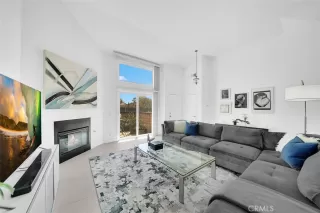 Photo #2: OC23077630 Listing