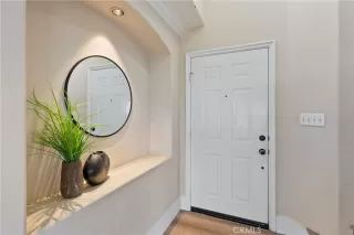 Photo #5: OC23077700 Listing