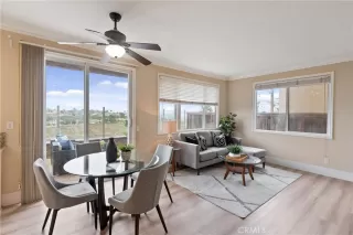 Photo #6: OC23077700 Listing