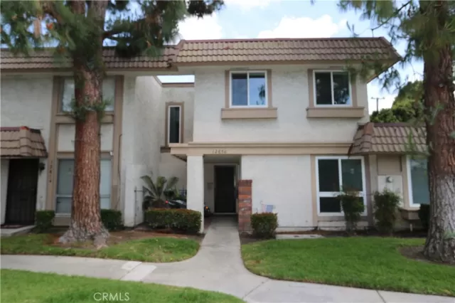 MLS: OC23077889 Condo For Sale