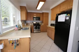 Photo #6: OC23077889 Listing 