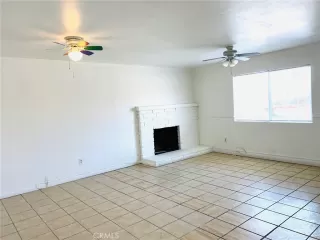 Photo #2: OC23079423 Listing 