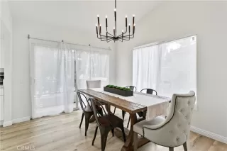 Photo #4: OC23079642 Listing 