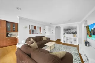 Photo #1: OC23080162 Listing