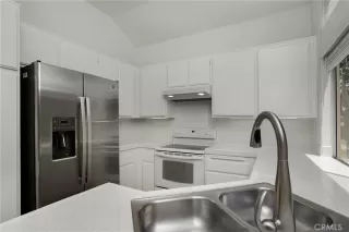 Photo #5: OC23080177 Listing