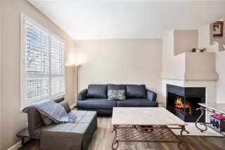 Photo #4: OC23080338 Listing 