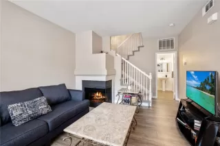 Photo #5: OC23080338 Listing 