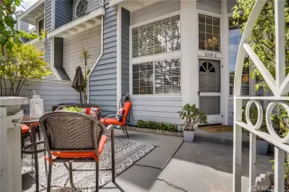 Photo #4: OC23080345 Listing