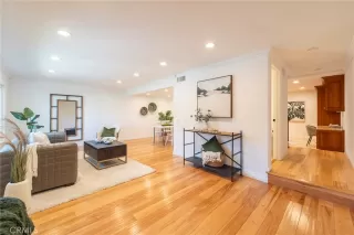 Photo #2: OC23080390 Listing 