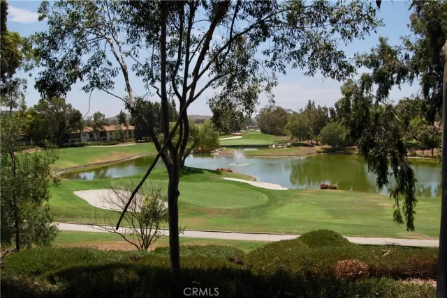 MLS: OC23080434 Condo For Sale