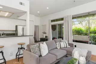 Photo #4: OC23080451 Listing