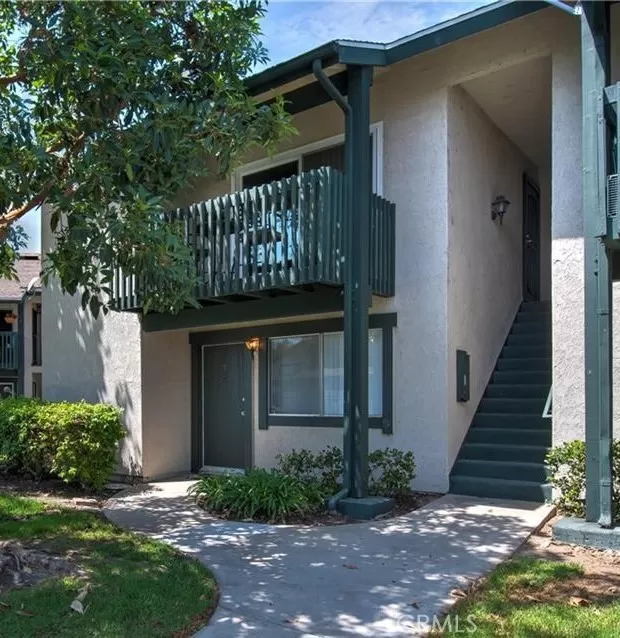 MLS: OC23080457 Condo For Sale