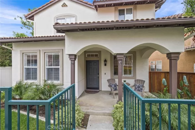 MLS: OC23080710 Condo For Sale