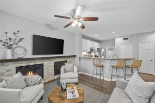 Photo #6: OC23080710 Listing 