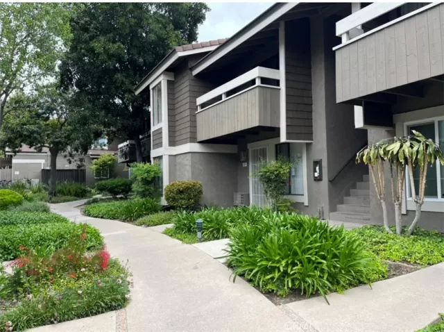 MLS: OC23080740 Condo For Sale