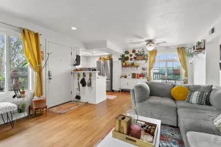 Photo #6: OC23080751 Listing 