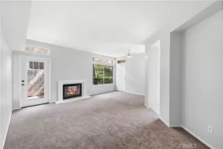 Photo #4: OC23081024 Listing