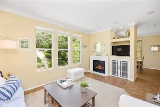 Photo #5: OC23081349 Listing