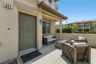 Photo #4: OC23081827 Listing