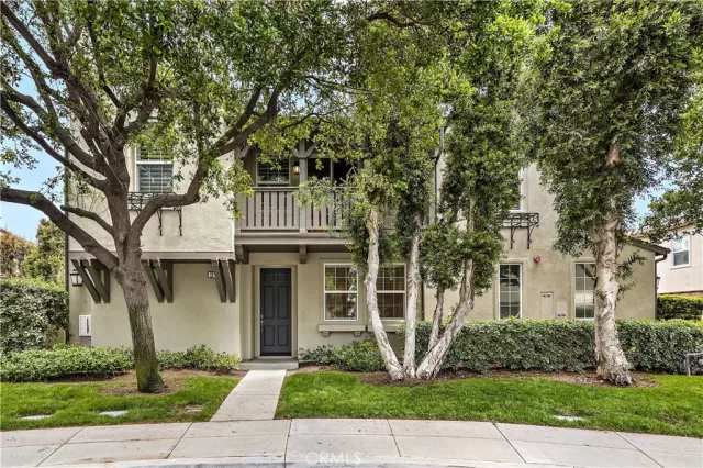 MLS: OC23082018 Condo For Sale