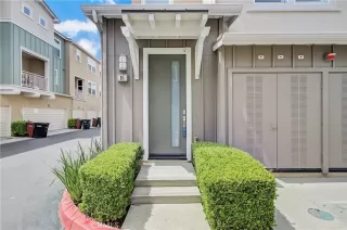 Photo #1: OC23082414 Listing