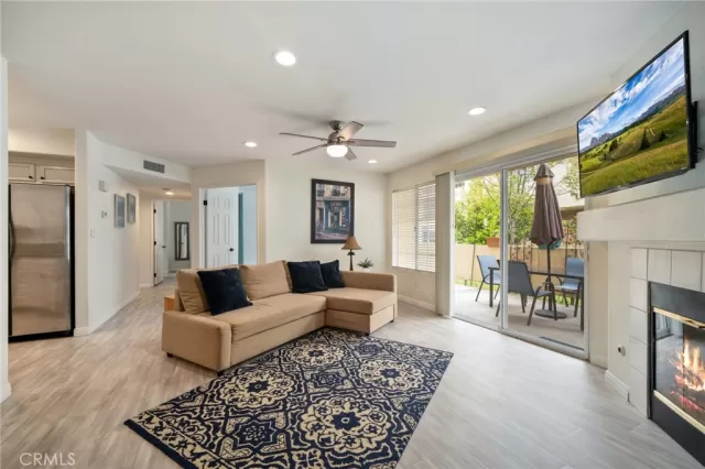 MLS: OC23082748 Condo For Sale