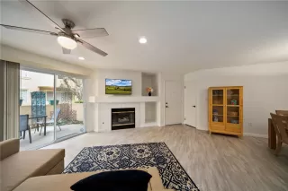 Photo #2: OC23082748 Listing 