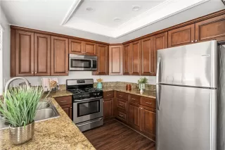 Photo #1: OC23083008 Listing