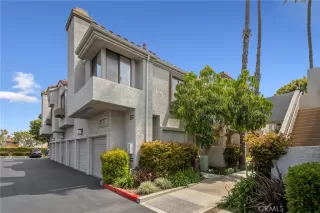 Photo #4: OC23083198 Listing 