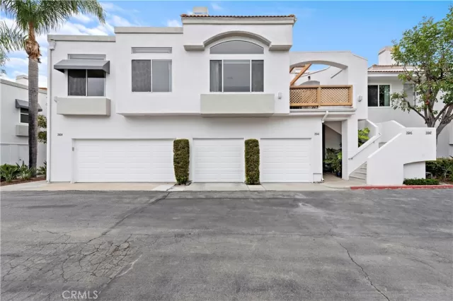 MLS: OC23083210 Condo For Sale