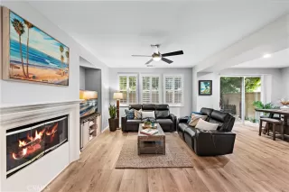 Photo #3: OC23083279 Listing 