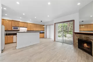 Photo #3: OC23083470 Listing