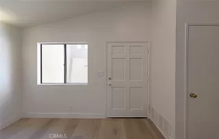 Photo #6: OC23083537 Listing 