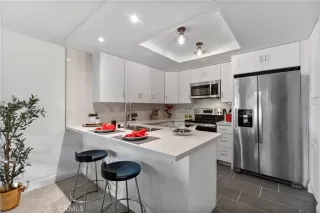 Photo #1: OC23083588 Listing 