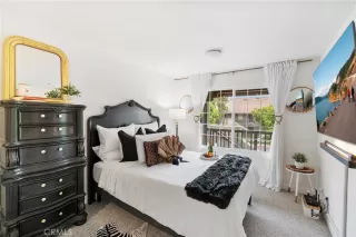 Photo #2: OC23083588 Listing 