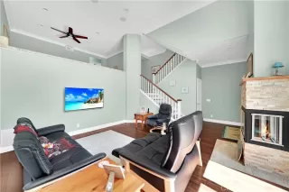 Photo #6: OC23083829 Listing