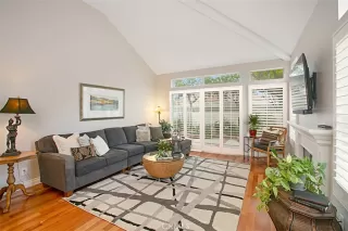 Photo #4: OC23084378 Listing