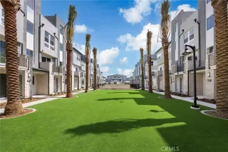 Photo #2: OC23084497 Listing 