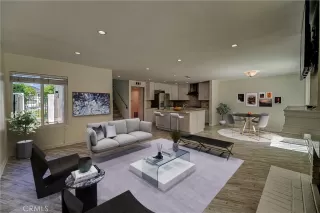 Photo #2: OC23084672 Listing 