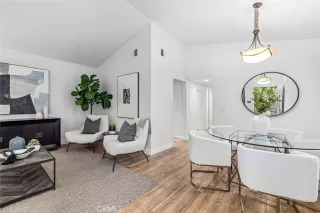 Photo #6: OC23084774 Listing 