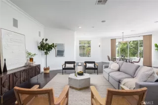 Photo #1: OC23084938 Listing 