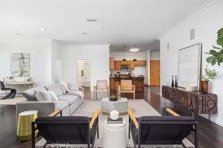 Photo #3: OC23084938 Listing 