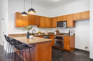 Photo #4: OC23084938 Listing 