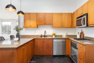 Photo #6: OC23084938 Listing 