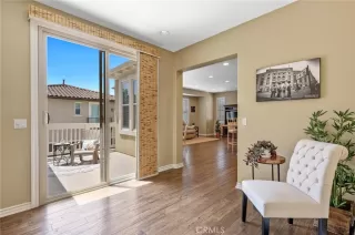 Photo #4: OC23084957 Listing