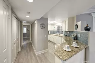 Photo #4: OC23084987 Listing 