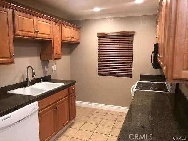 MLS: OC23085171 Condo For Sale