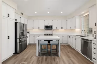 Photo #2: OC23085315 Listing 